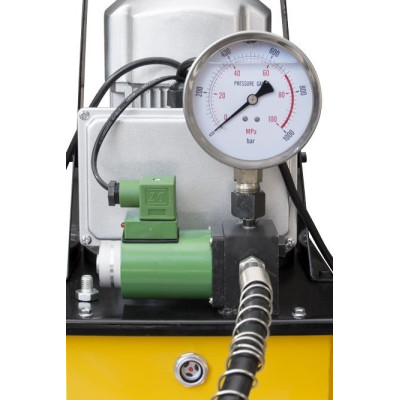 Nožní elektrická hydraulická pumpa s tlakoměrem, dvourychlostní, 20 bar - Genborx HHB-630E