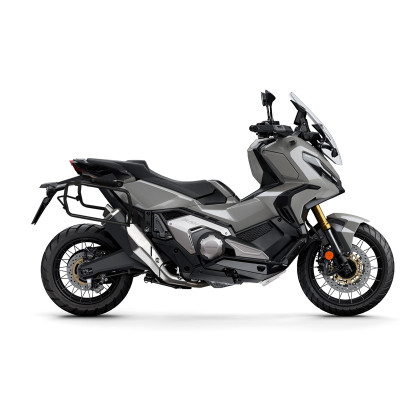 Kompletní sada bočních černých hliníkových kufrů SHAD TERRA BLACK 47L/47L , včetně montážní sady SHAD HONDA X-ADV 750