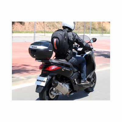 Vrchní kufr na motorku s barevným krytem SHAD SH29 Lesklá černá