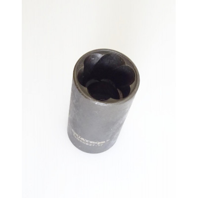 Hlavice nástrčná na poškozené šrouby 1/2", 17 mm, úderová - QUATROS QS50927-17